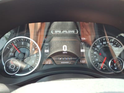 2022 RAM 1500 Big Horn Crew Cab 4x4 5'7" Box