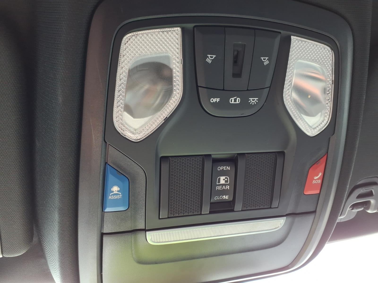 2022 RAM 1500 Big Horn Crew Cab 4x4 5'7" Box
