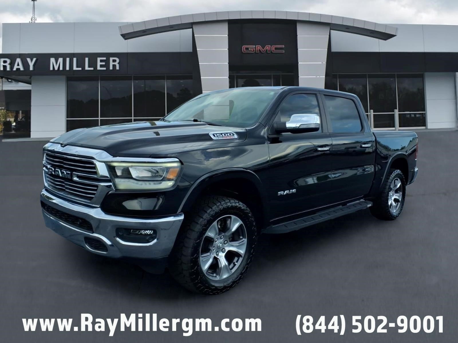 2021 RAM 1500 Laramie Crew Cab 4x4 5'7" Box