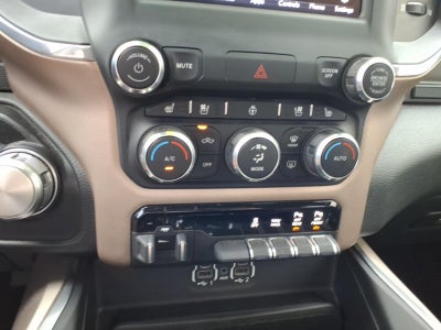 2021 RAM 1500 Laramie Crew Cab 4x4 5'7" Box