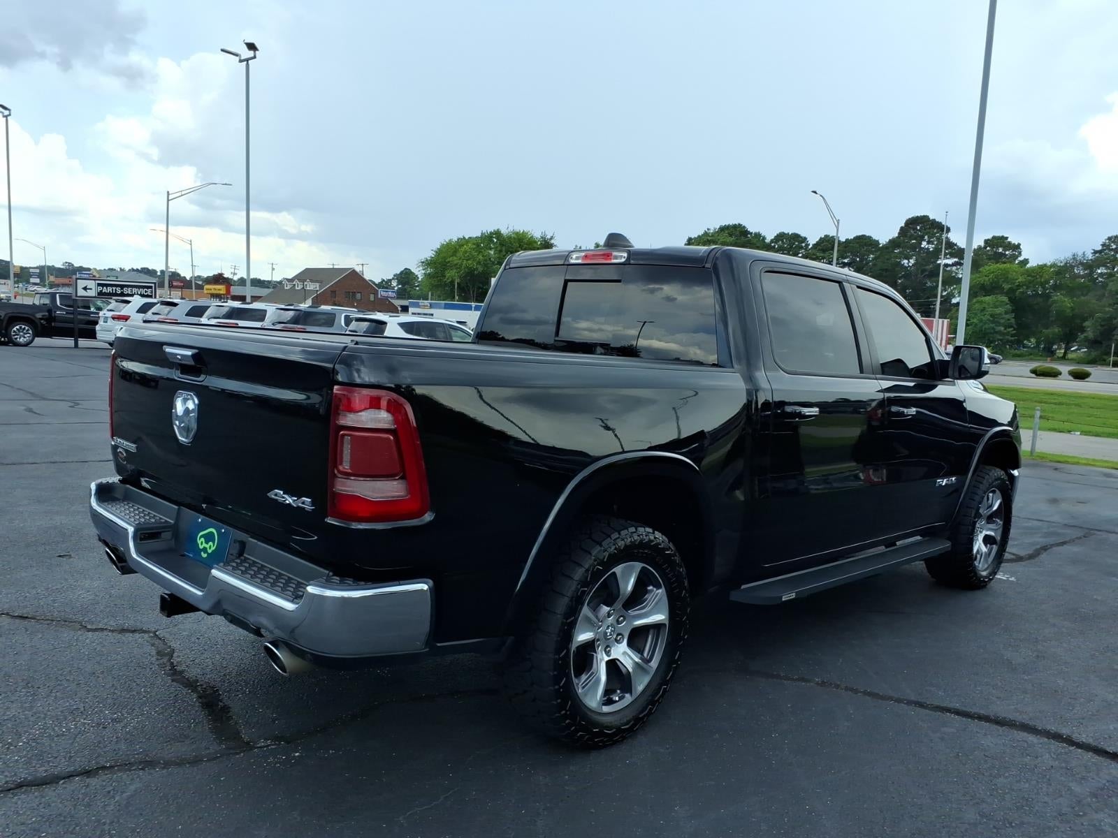 2021 RAM 1500 Laramie Crew Cab 4x4 5'7" Box