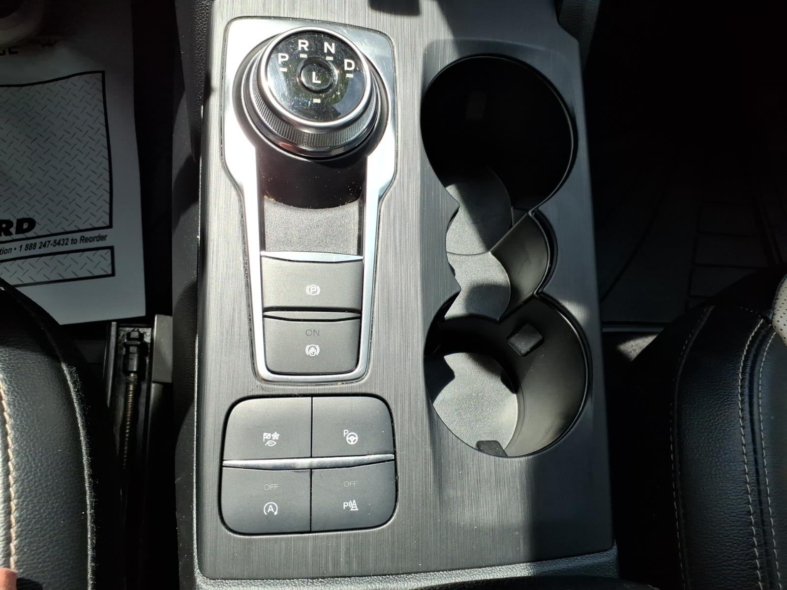 2022 Ford Escape Titanium