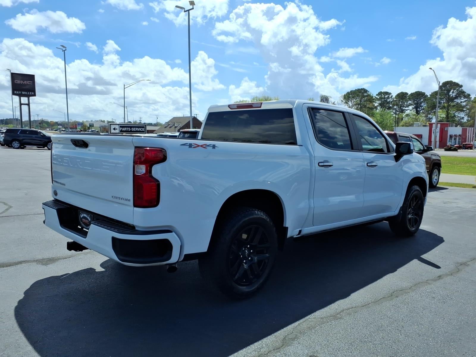 2023 Chevrolet Silverado 1500 Custom