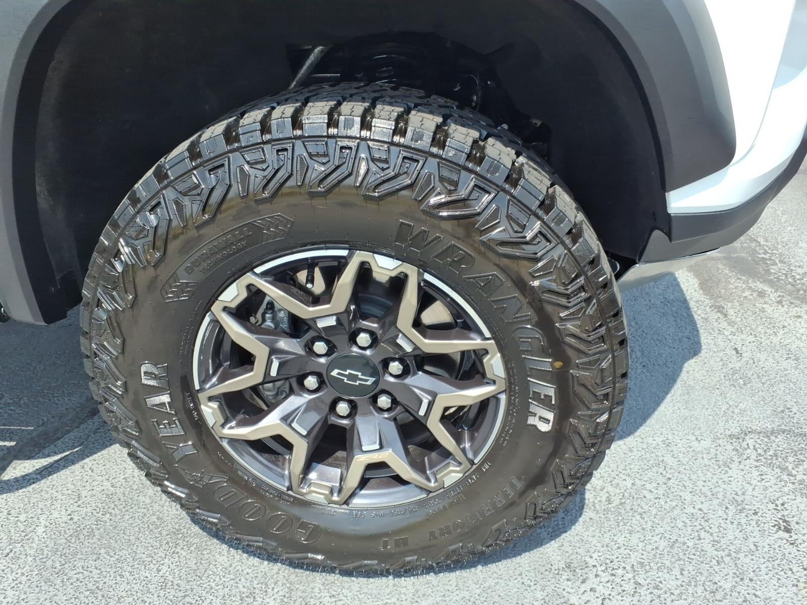 2025 Chevrolet Colorado ZR2