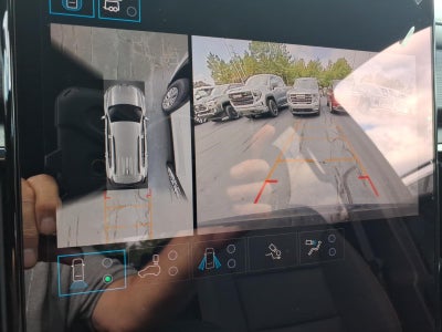2027 GMC Acadia AT4
