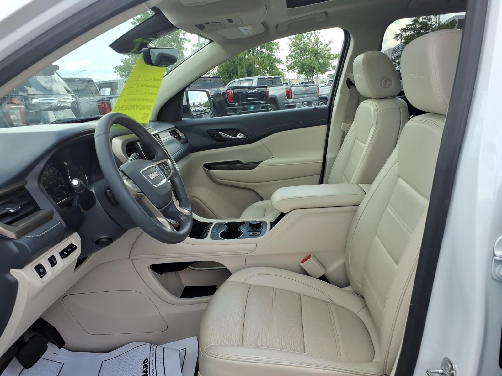 2023 GMC Acadia Denali