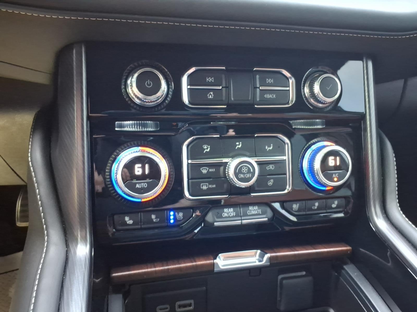 2023 GMC Yukon Denali Ultimate