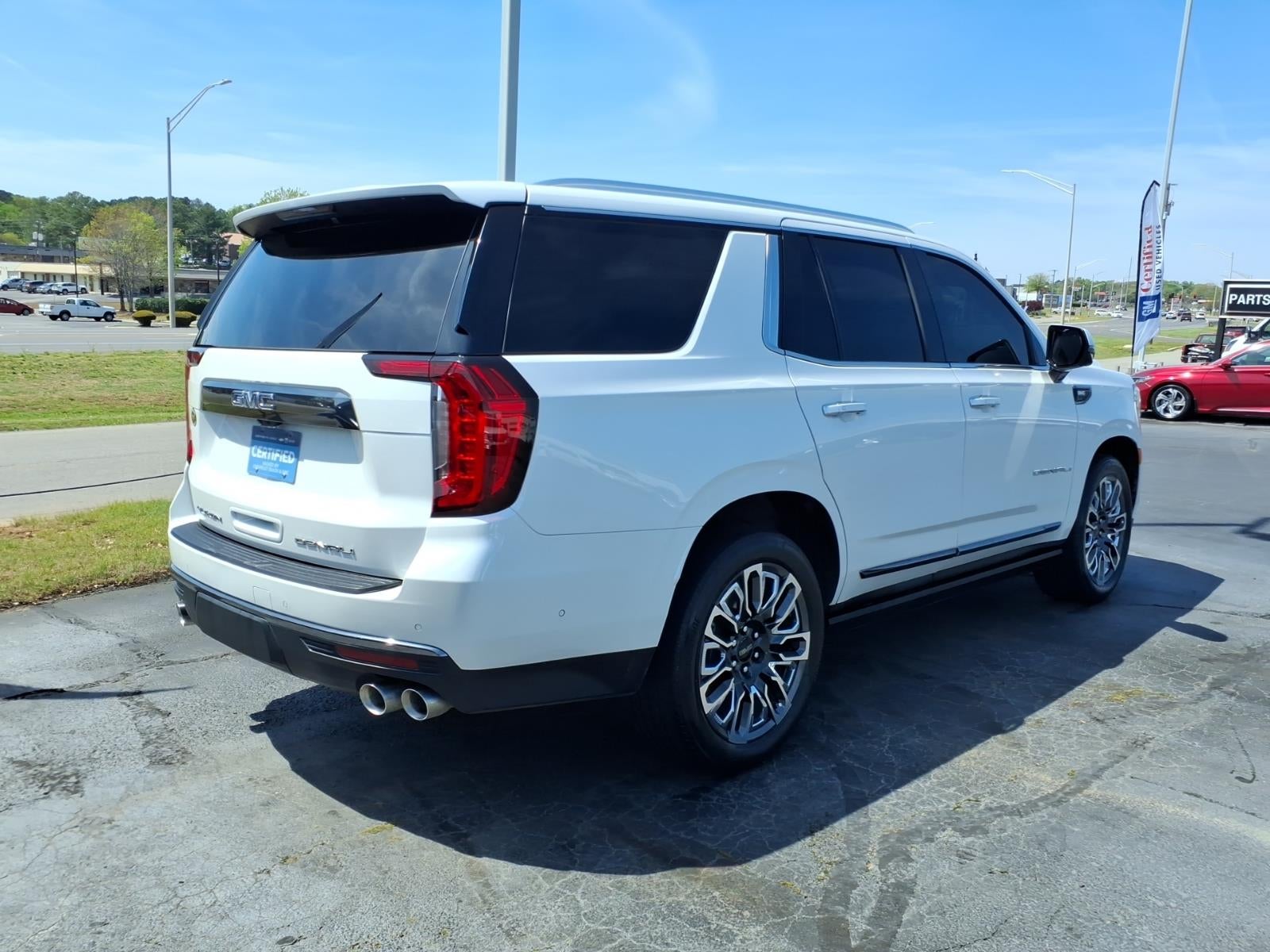 2023 GMC Yukon Denali Ultimate