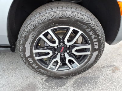 2024 GMC Yukon XL AT4