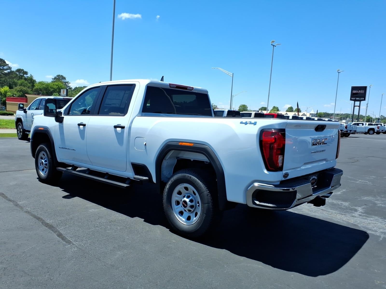 2026 GMC Sierra 2500 HD Pro
