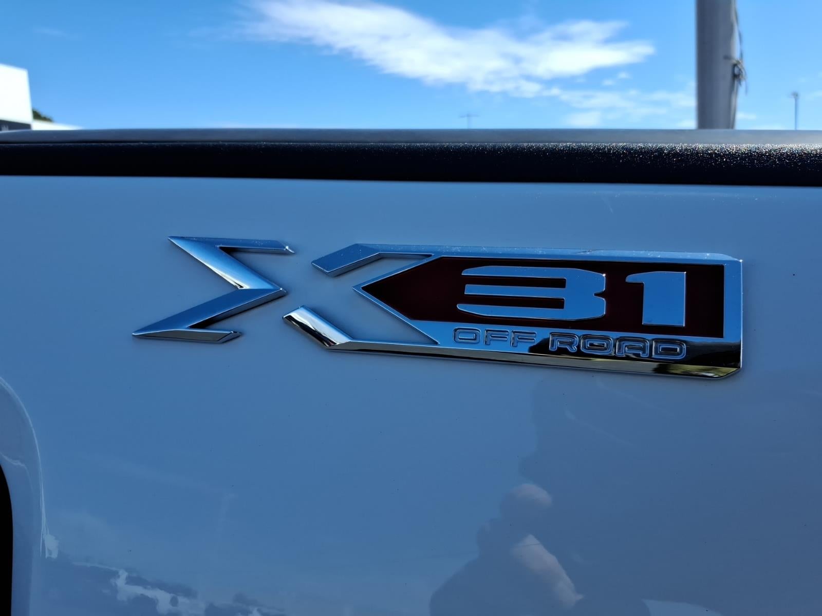 2024 GMC Sierra 2500 HD Pro