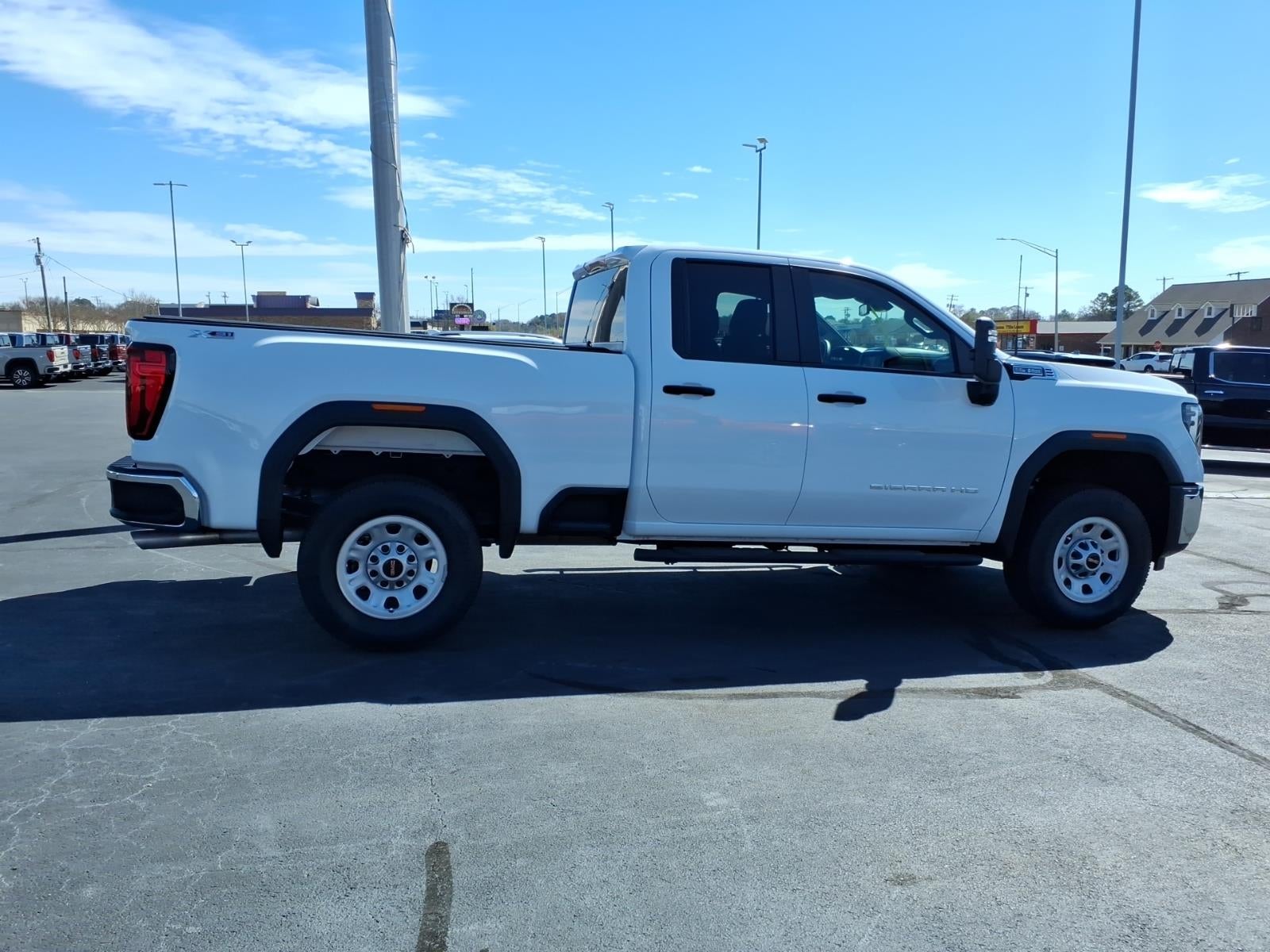 2024 GMC Sierra 2500 HD Pro