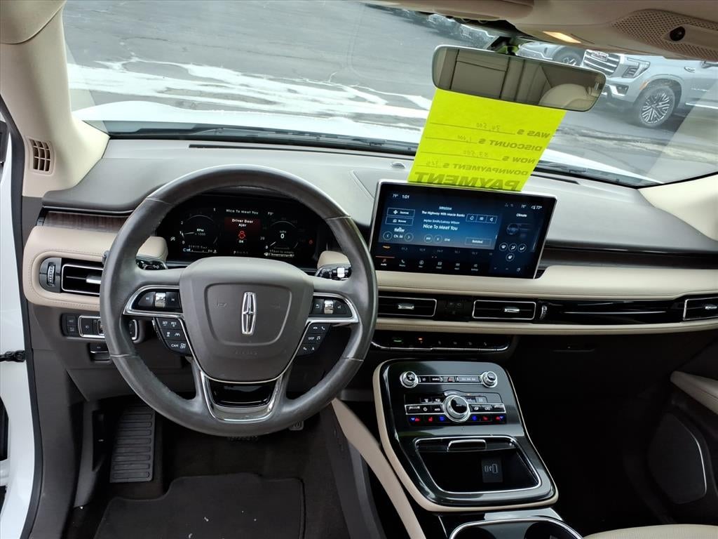 2022 Lincoln Nautilus Reserve