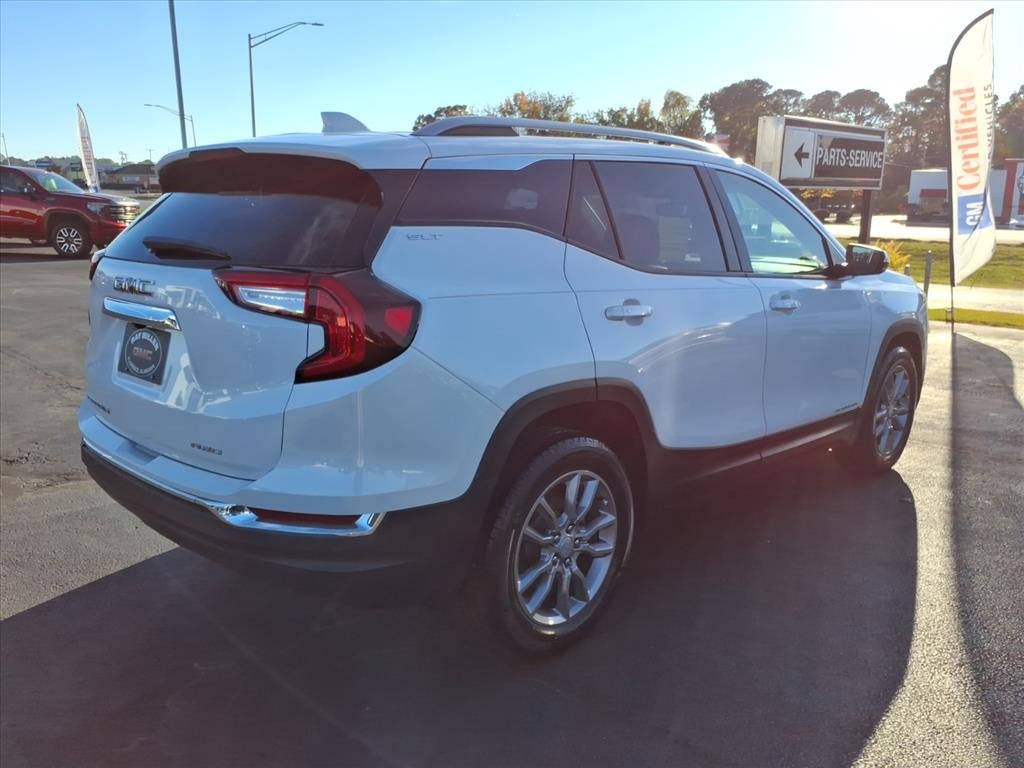 2024 GMC Terrain SLT