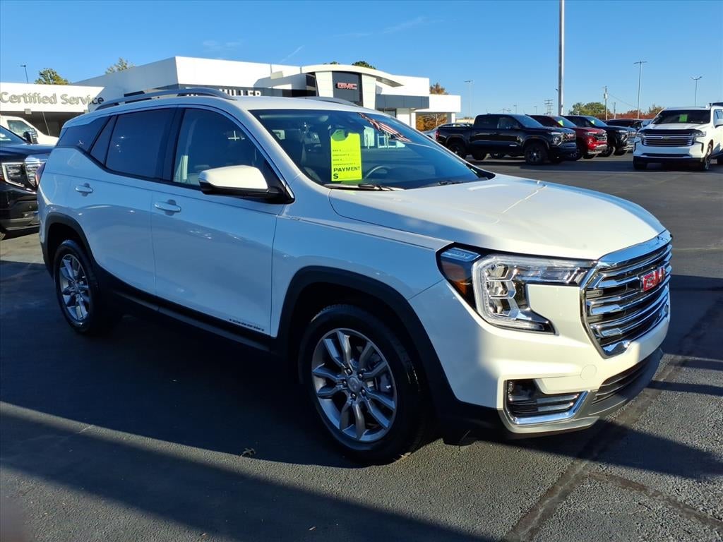 2024 GMC Terrain SLT