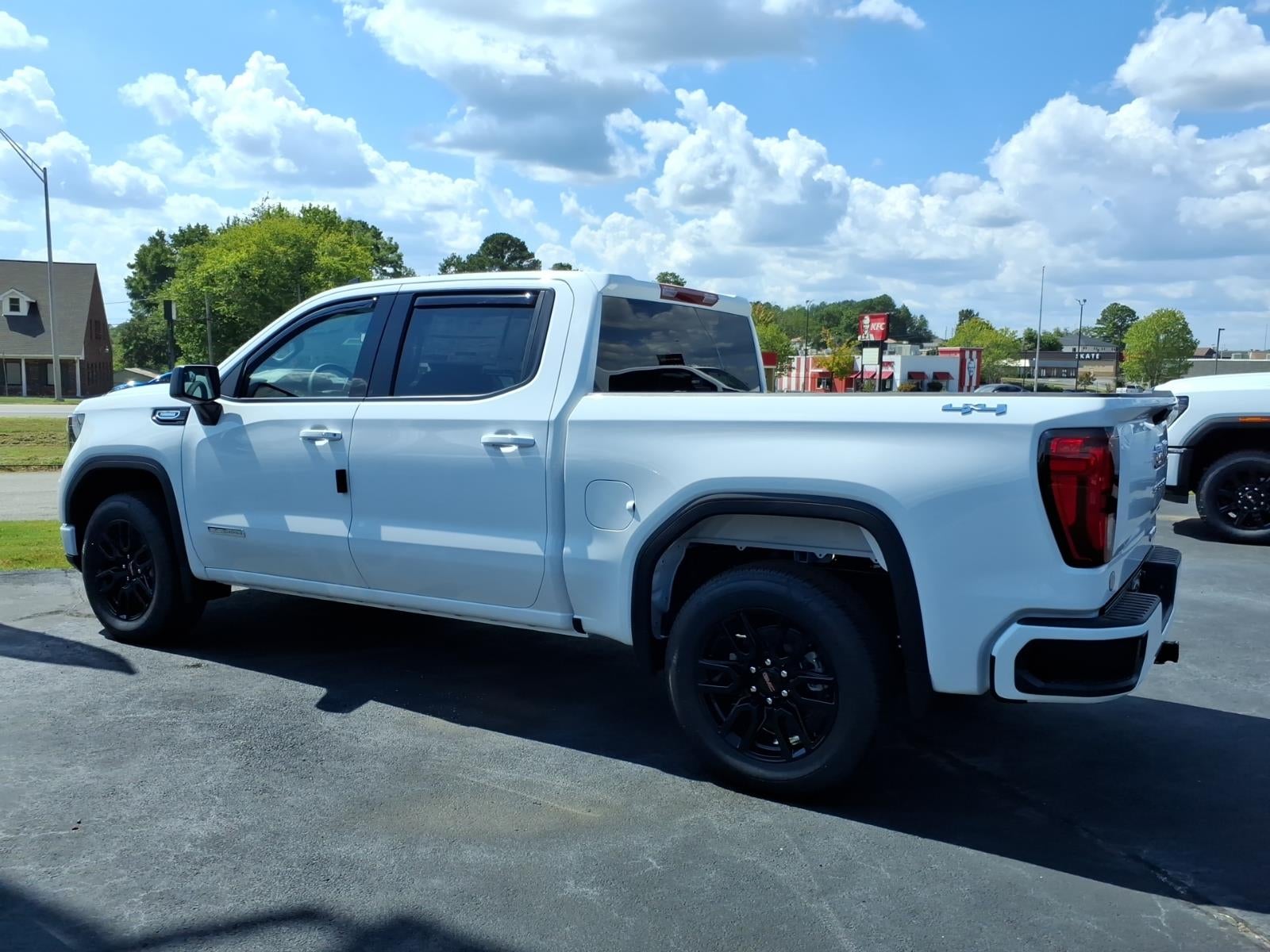 2026 GMC Sierra 1500 Elevation - Photo 2