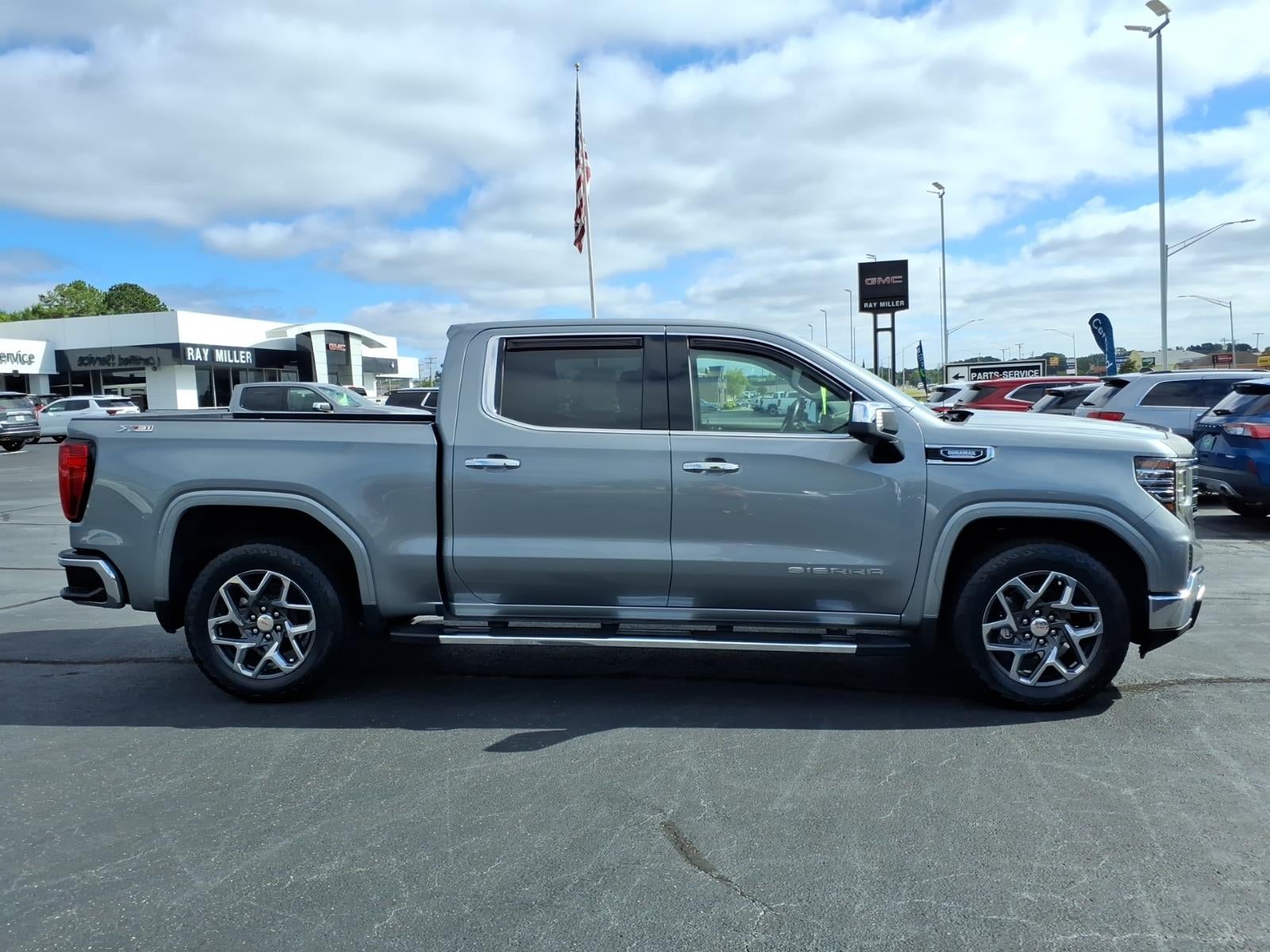 2023 GMC Sierra 1500 SLT