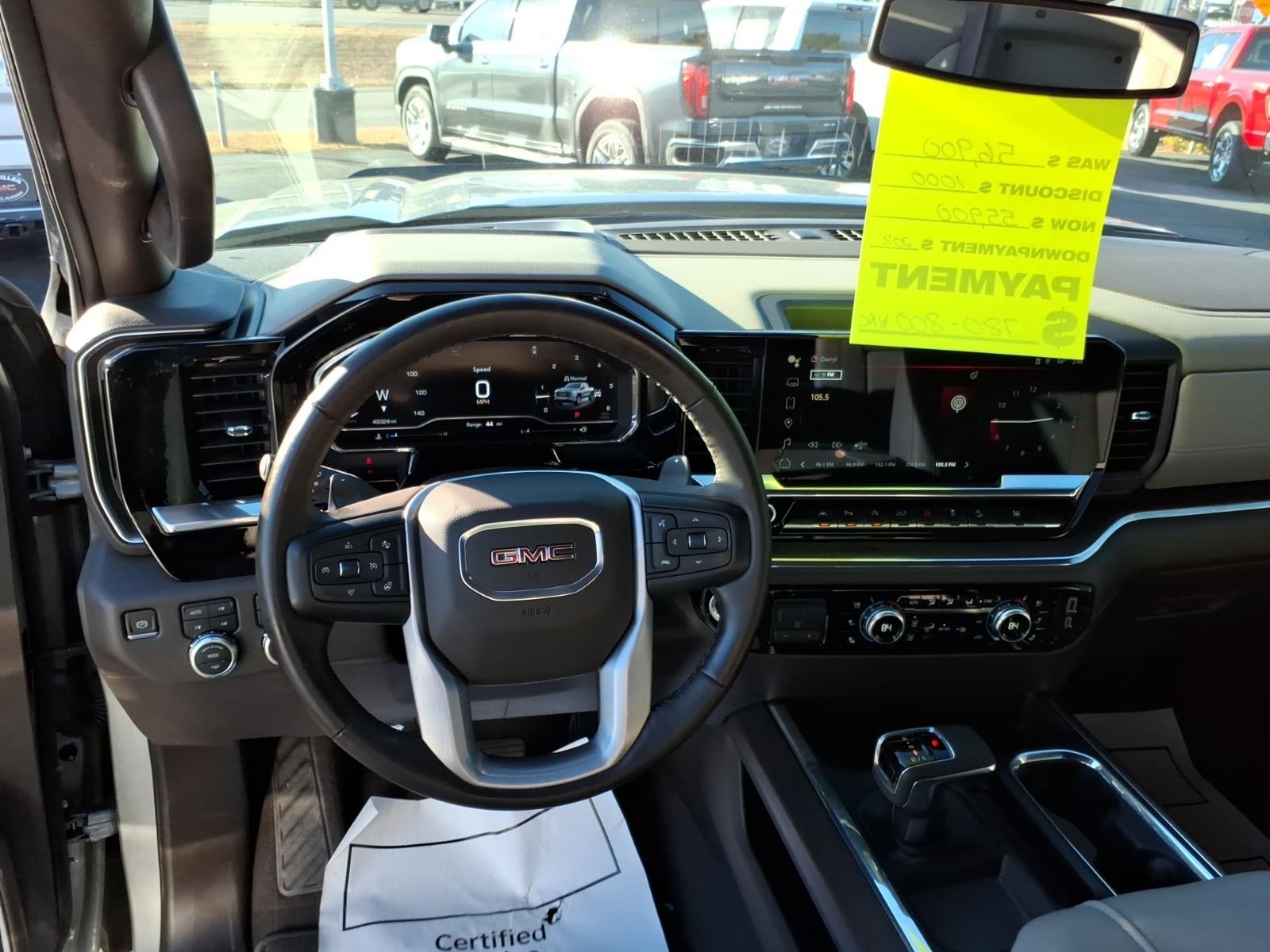 2024 GMC Sierra 1500 SLT