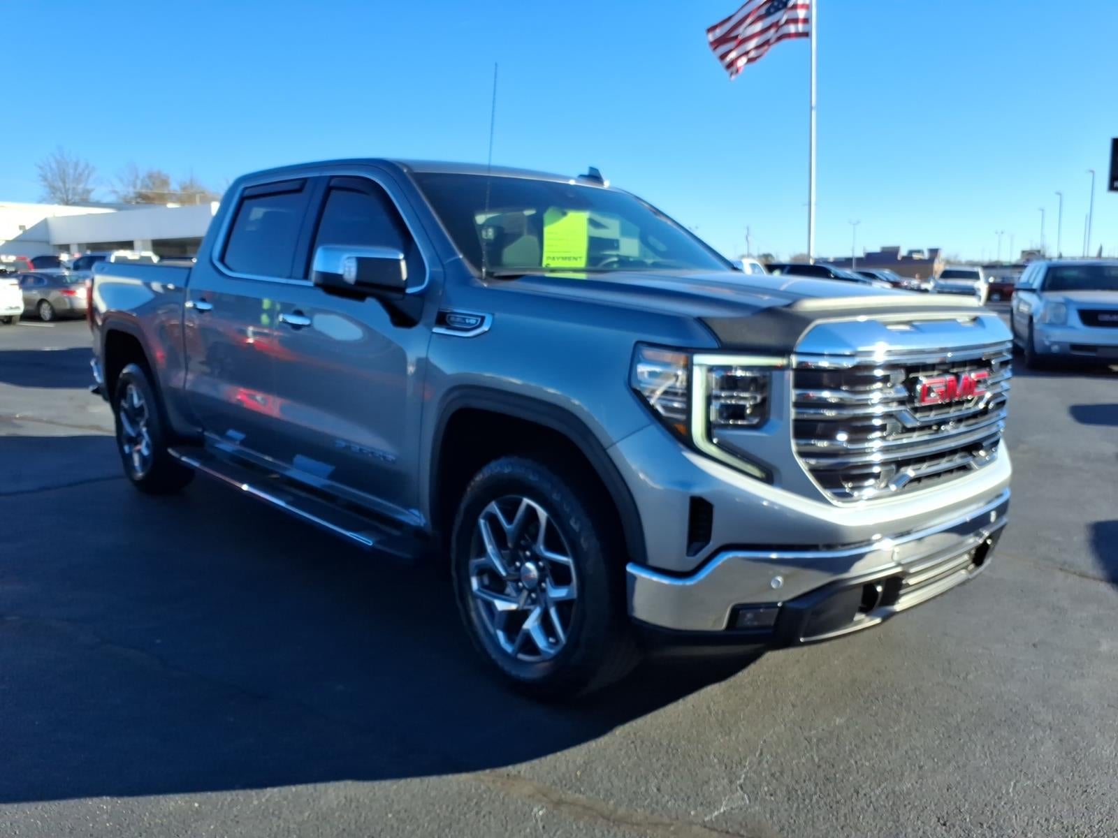 2024 GMC Sierra 1500 SLT