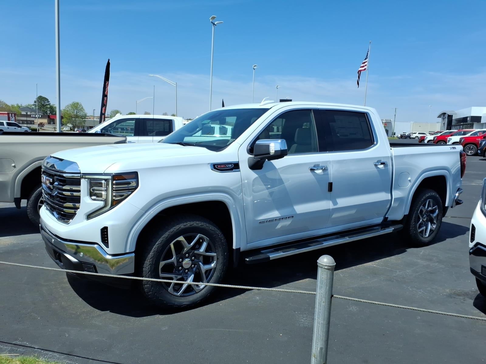 2026 GMC Sierra 1500 SLT