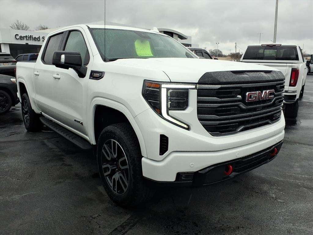 2025 GMC Sierra 1500 AT4
