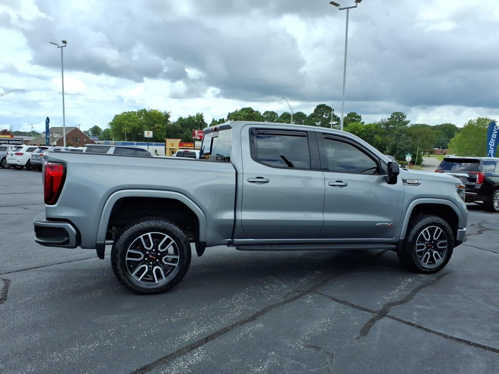 2025 GMC Sierra 1500 AT4