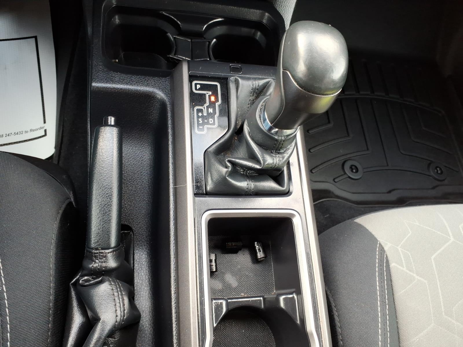 2022 Toyota Tacoma 4WD SR