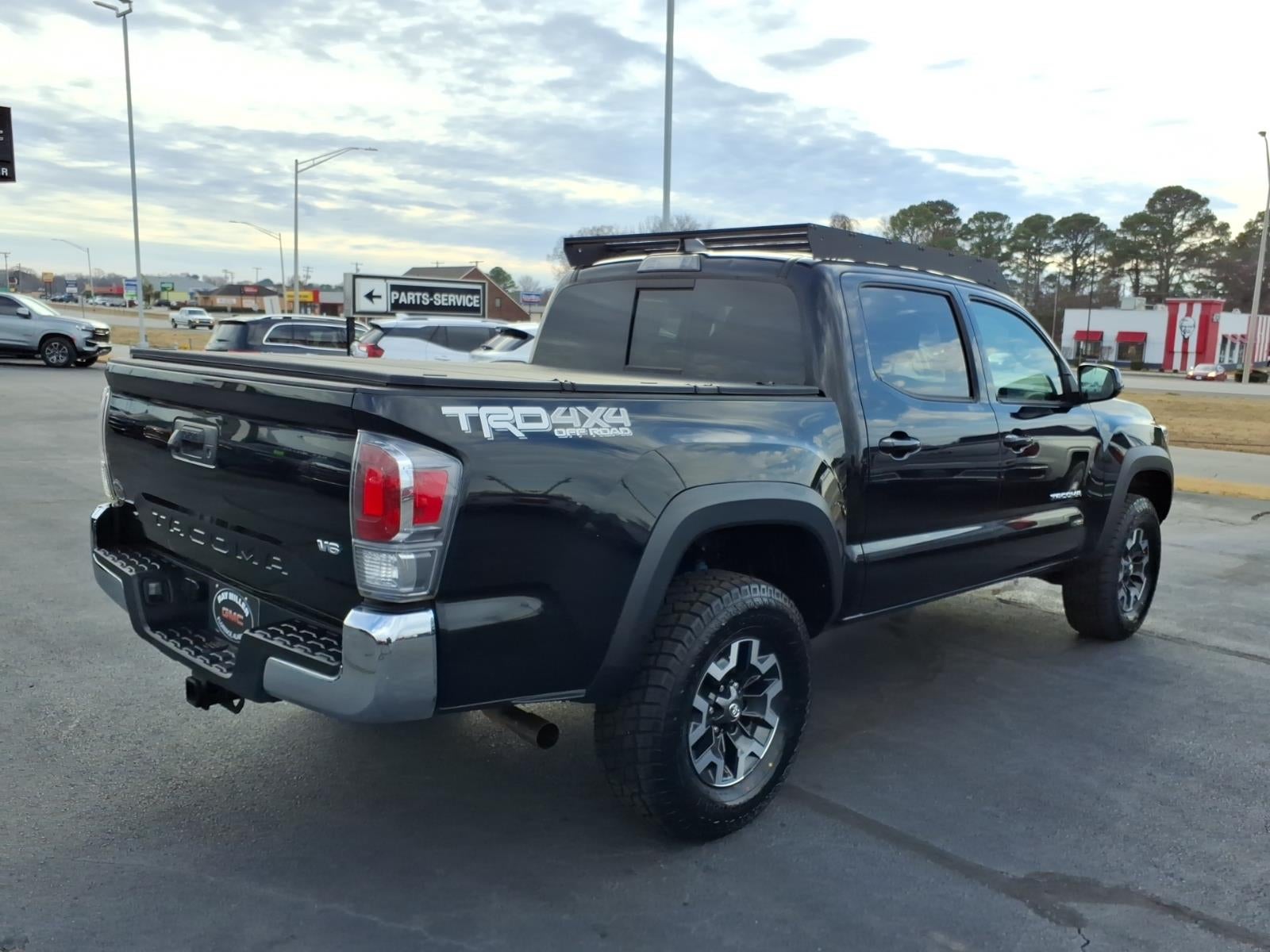 2022 Toyota Tacoma 4WD SR