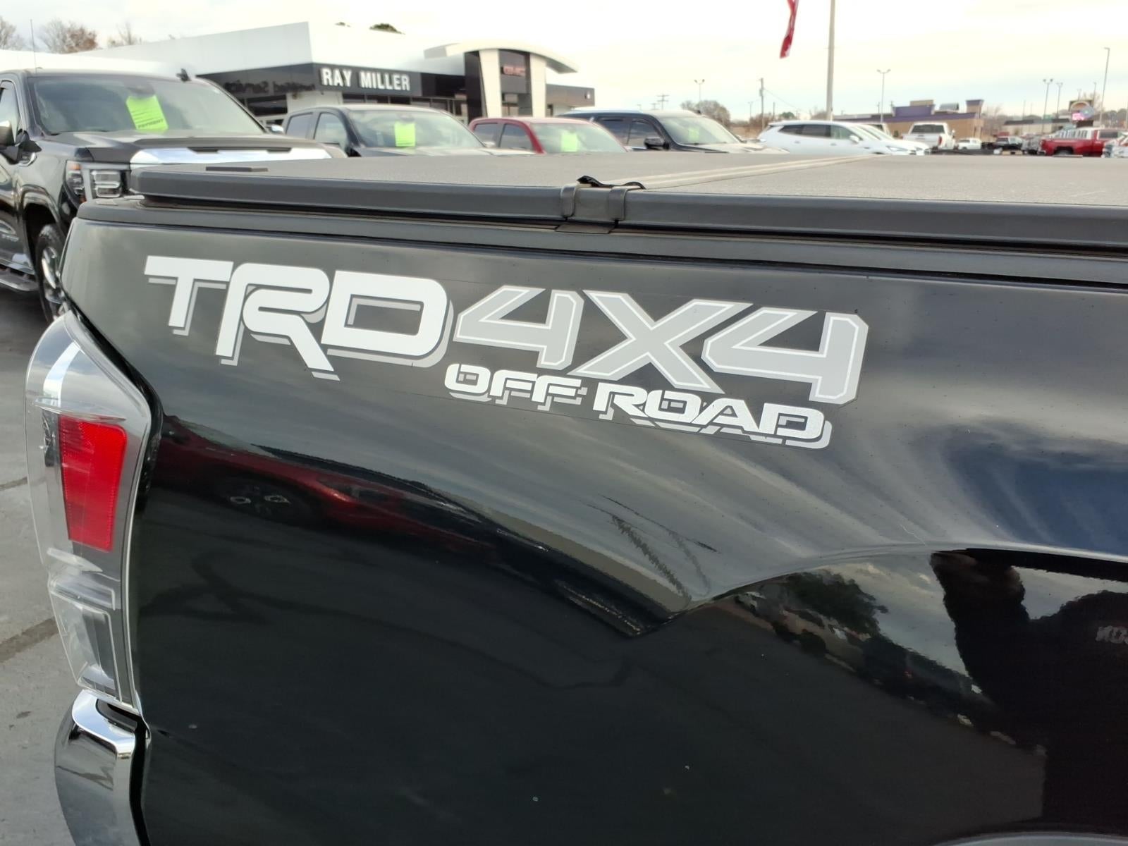 2022 Toyota Tacoma 4WD SR