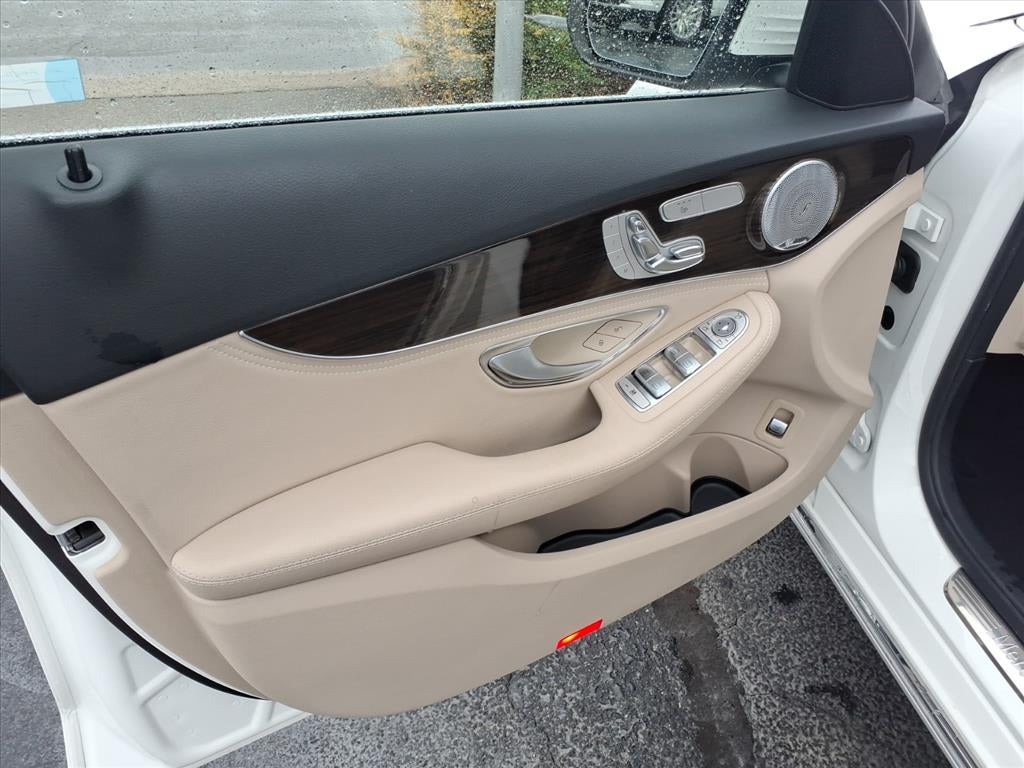 2016 Mercedes-Benz C-Class C 300 Luxury