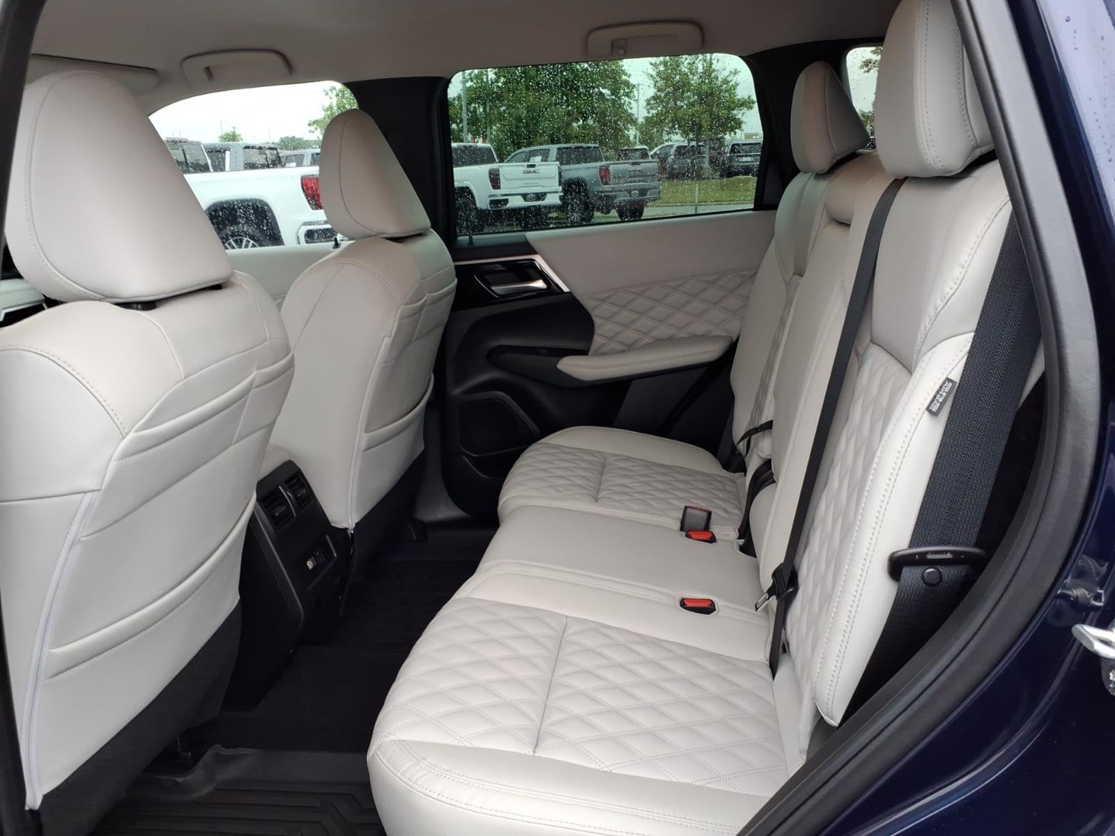 2022 Mitsubishi Outlander SEL