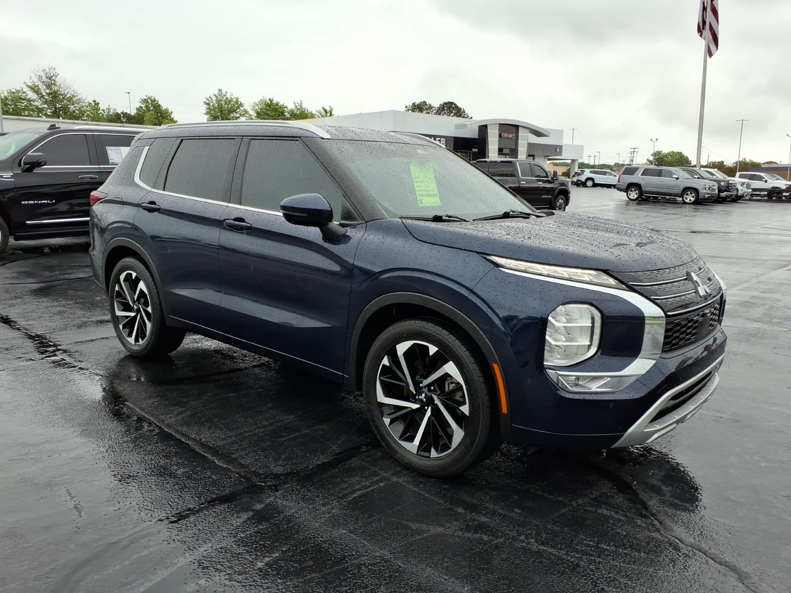 2022 Mitsubishi Outlander SEL